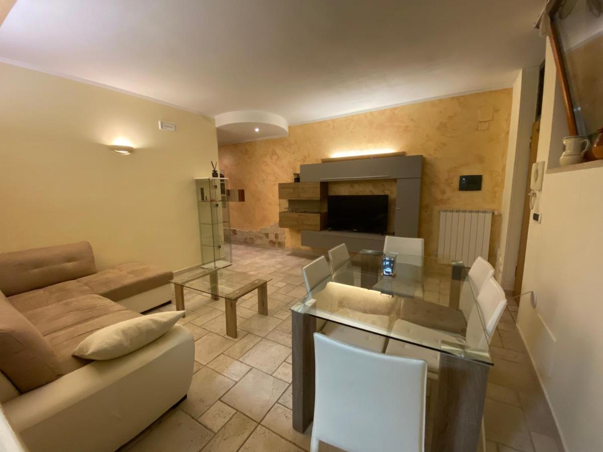Br Apartment Bari Buitenkant foto