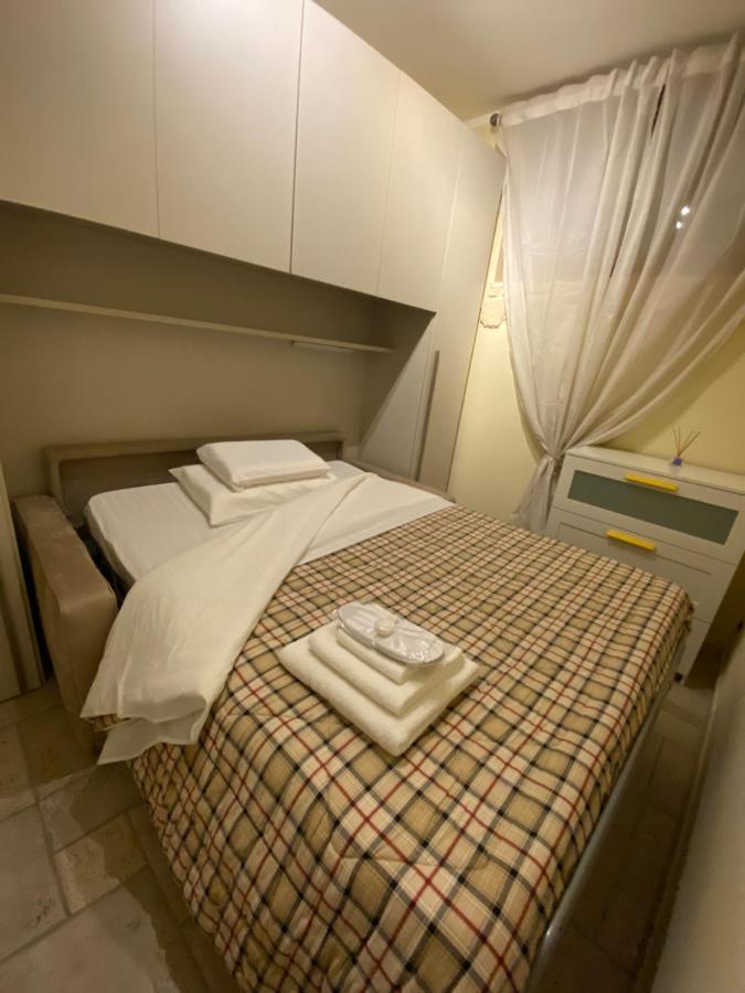 Br Apartment Bari Buitenkant foto
