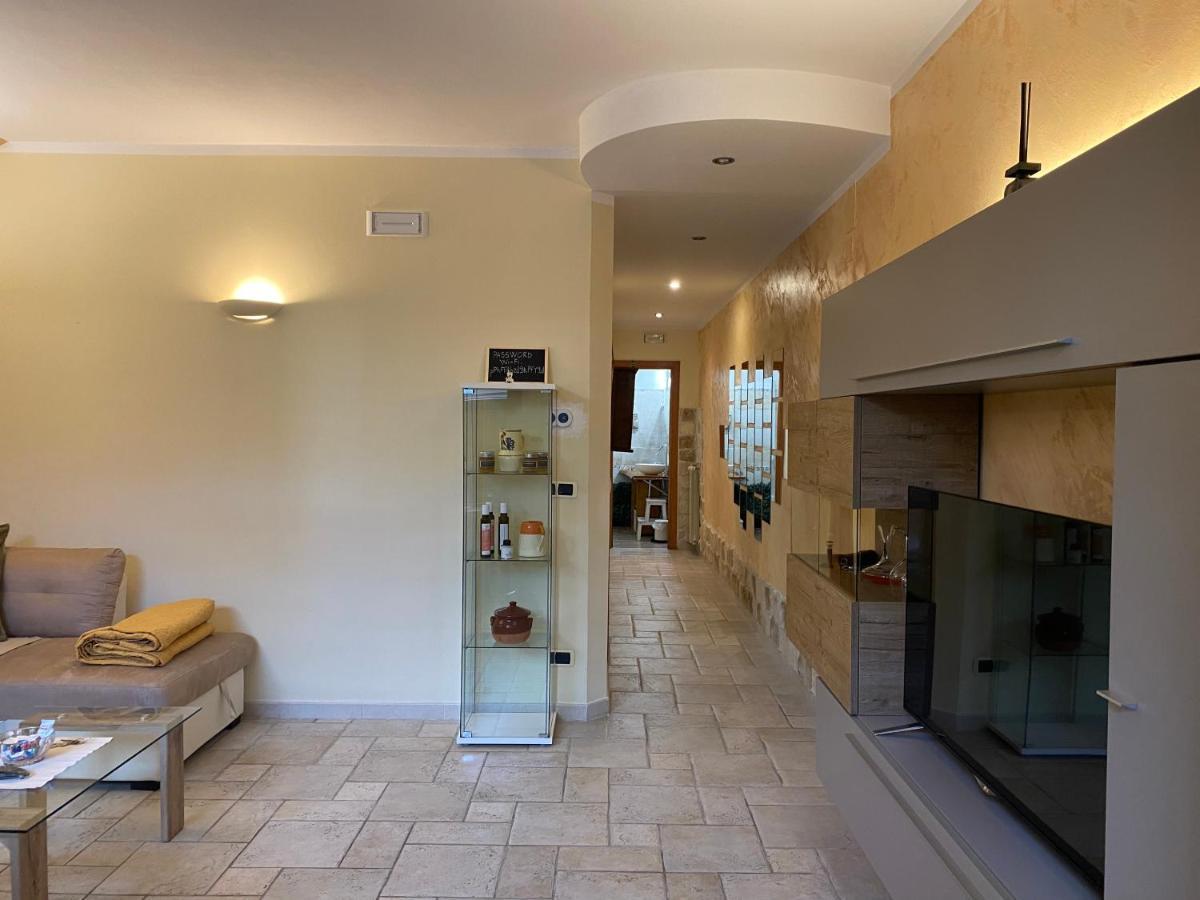 Br Apartment Bari Buitenkant foto